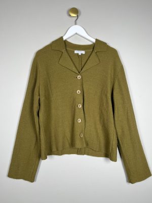 Lysgaard str. xl <br/> dusty olivengrøn blaser bluse