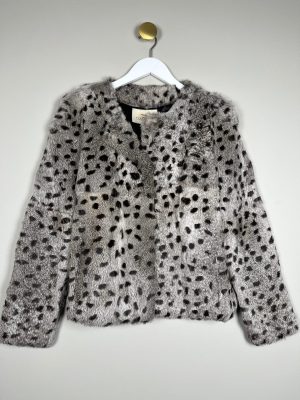Butterfly str. 38 <br/> kort kaninpels jakke i leopard print
