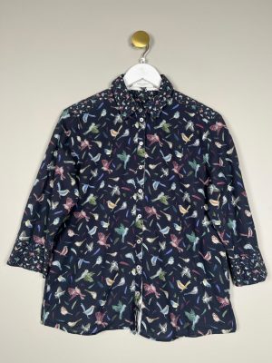 Gerry Weber str. 38 <br/> blå skjorte med fugleprint