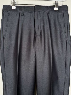 Mono str. 34 <br/> grå bukser
