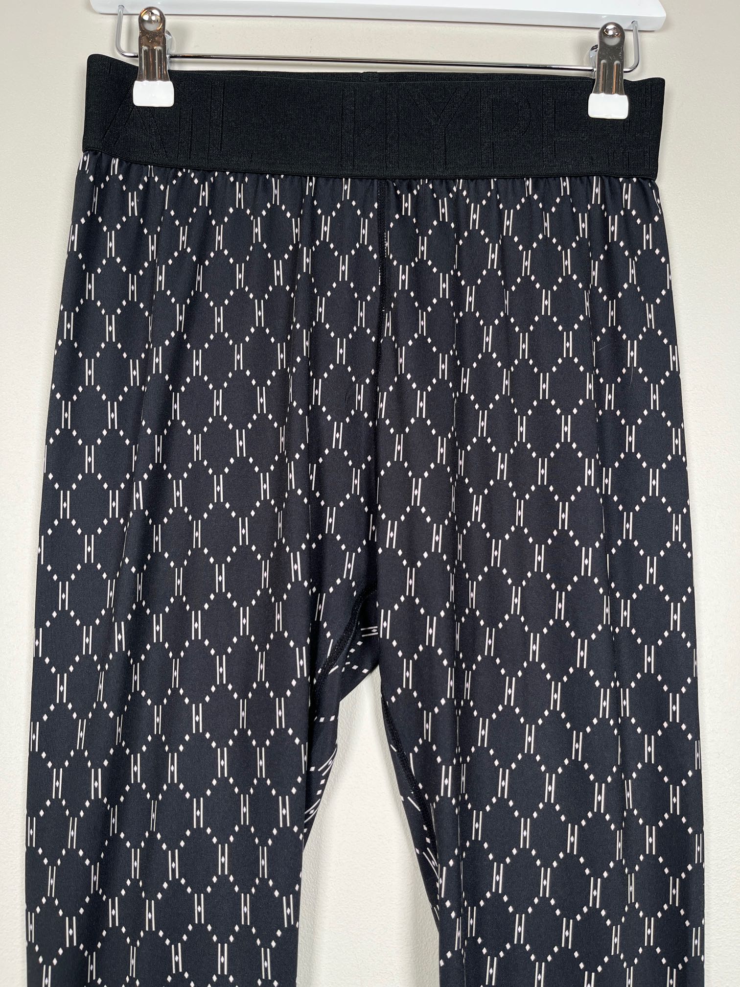 The Detail Hype str. M <br/> sorte leggings med mønster - Billede 2