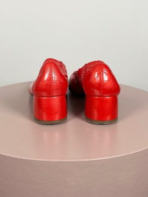 Wonders str. 39 <br/> røde pumps