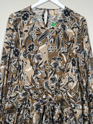 Culture str. XXL <br/> lang brun kjole med mønster