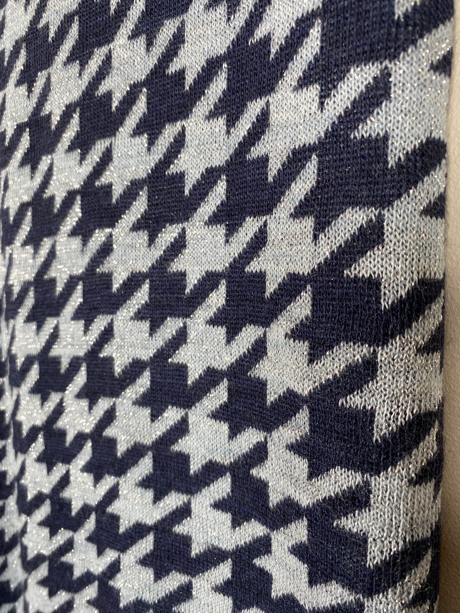Poncho <br/> Marine grå mønstret med sølvnister - Billede 2