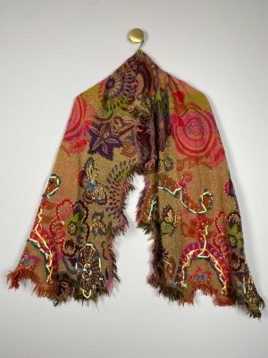Sjal med frynser og broderede detaljer