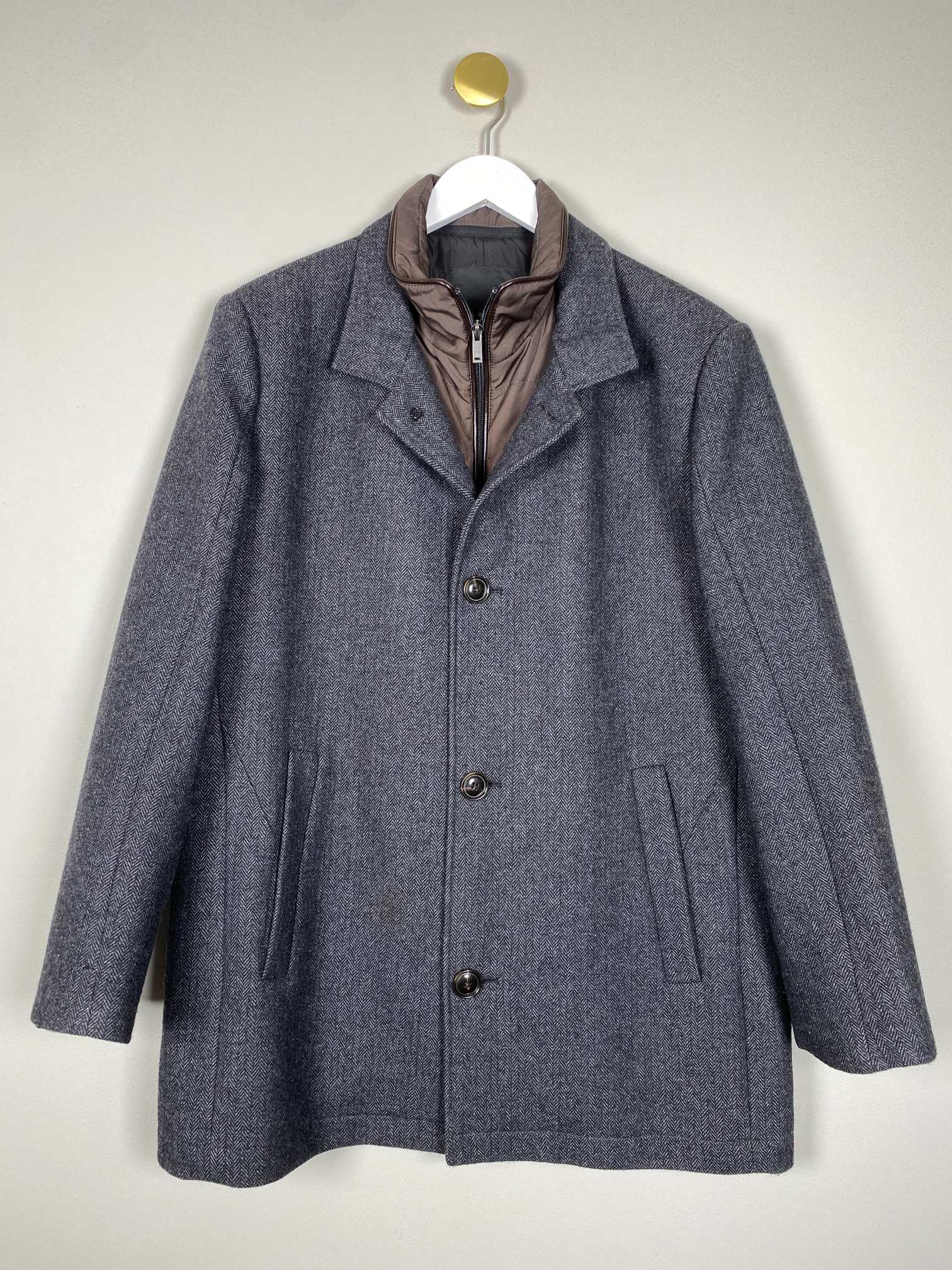 Garant str. 52 <br/> grå uldfrakke med aftagelig inderkrave