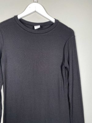 Vero Moda str. M <br/> lang sort strikkjole