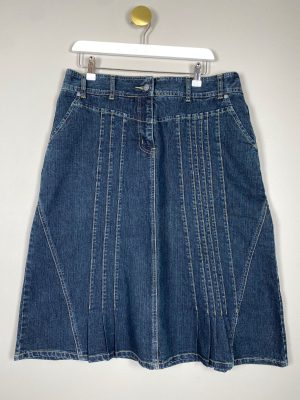 Oktan str. L <br/> mørkeblå nederdel