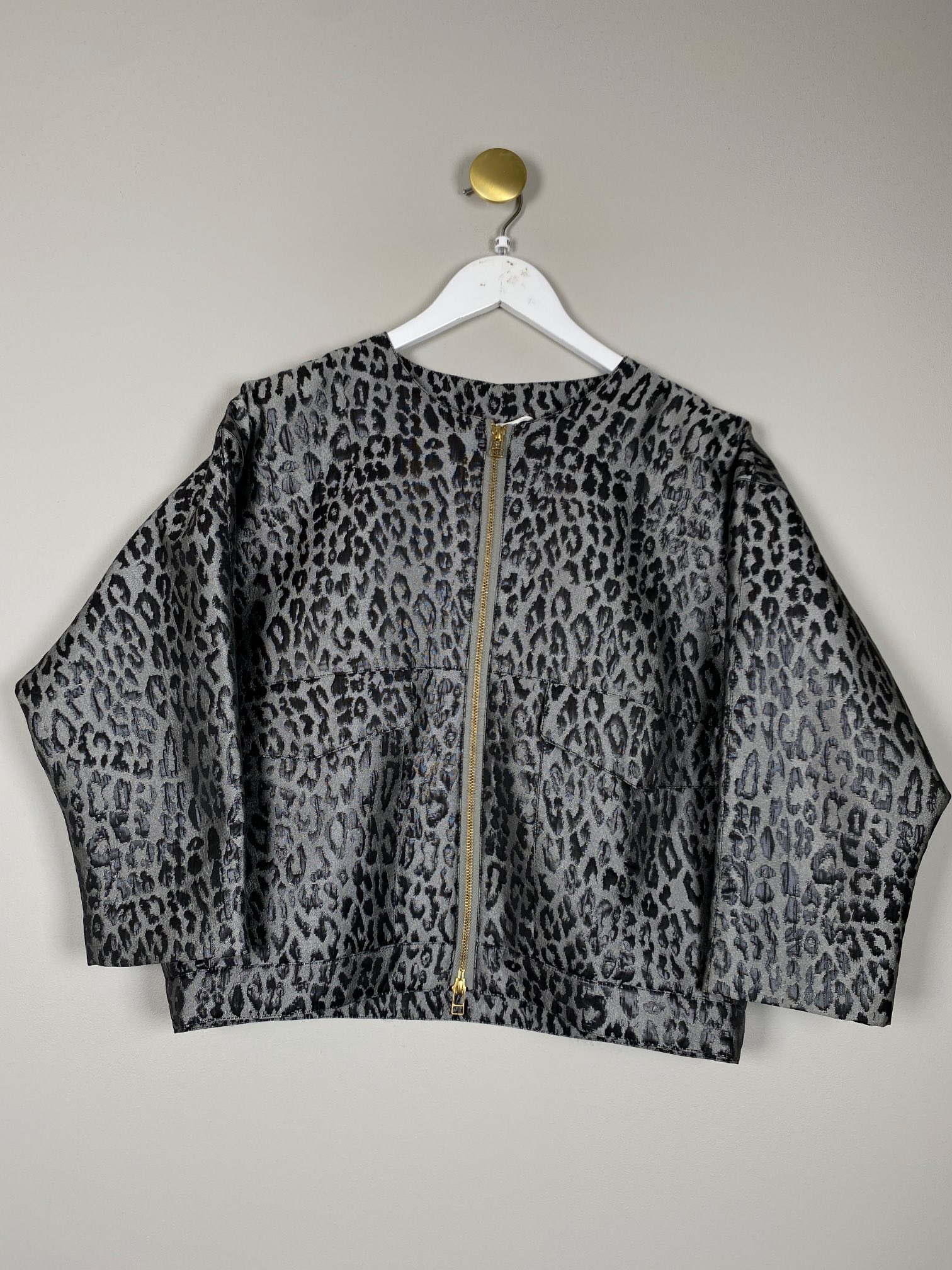 DAY Birger et Mikkelsen str. M <br/> kort jakke med prægning