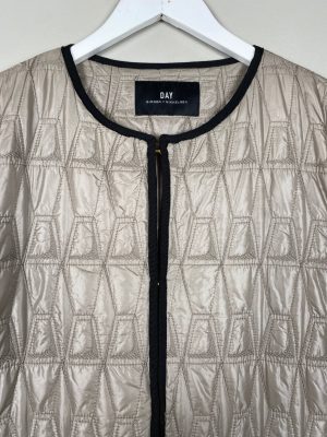 DAY Birger et Mikkelsen str. M <br/> kort let jakke med grå kant