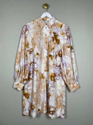 Second Female str. M <br/> hvid kjole med lilla og brunt mønster