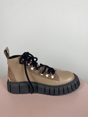 Tim & Simonsen str. 38 <br/> brune ankelstøvler med chunky sål