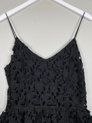 Copenhagen Muse str. S <br/>  sort kort blondekjole med smal strop