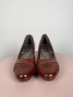 New Step str. 40 <br/> bordeaux pumps