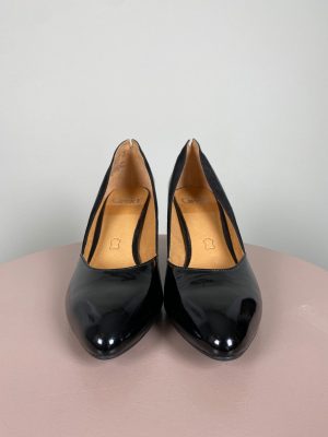 Caprice str. 39 <br/> stilet i sort patentlæder