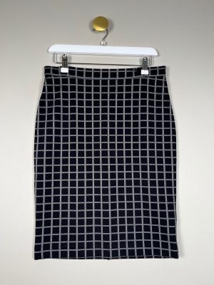 MaxMara str. 36 <br/> ternet nederdel